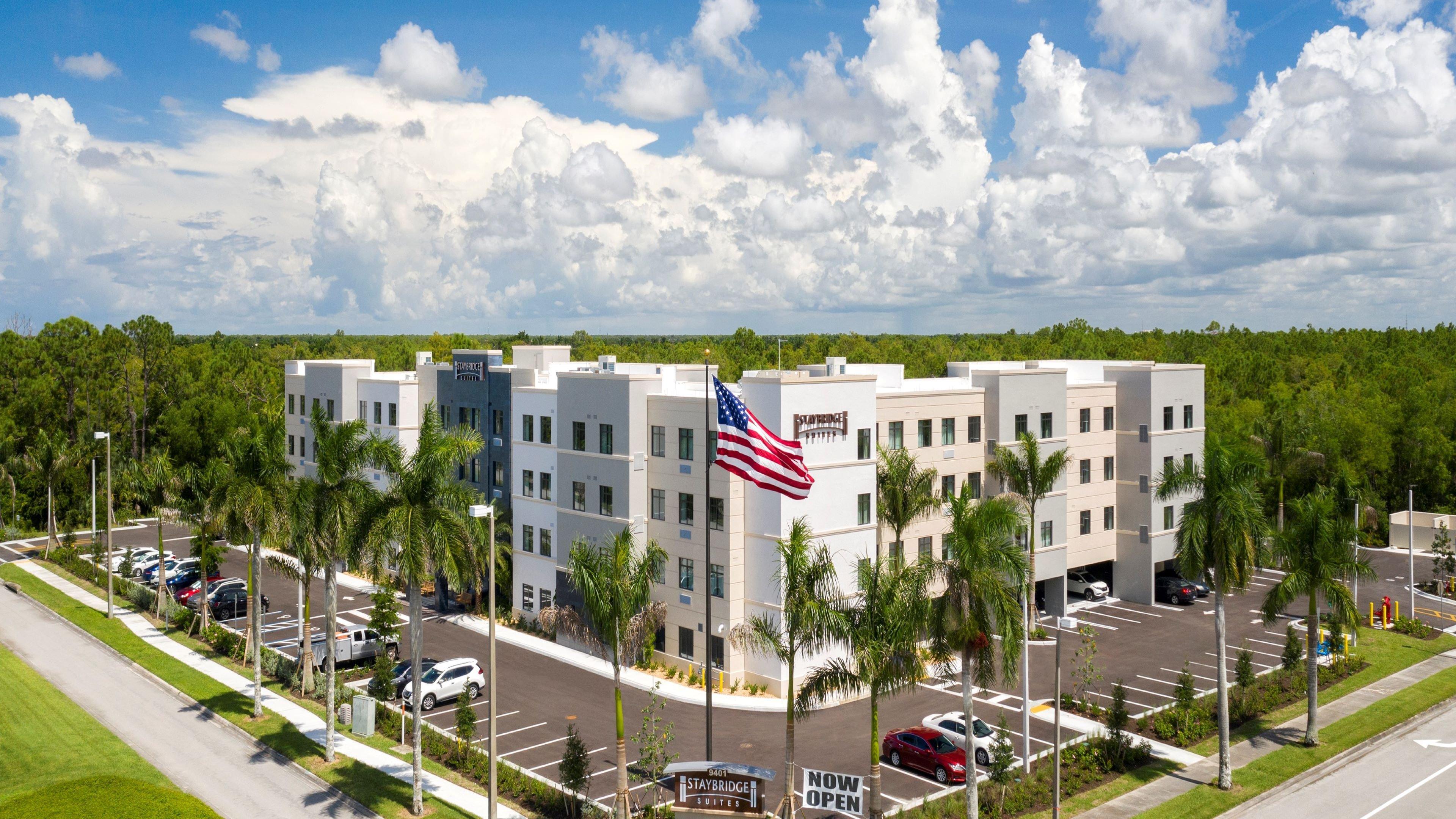 Staybridge Suites - Naples - Marco Island By Ihg Lely Resort Экстерьер фото